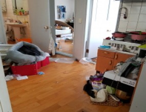 ​​​​​​​​​​​​&nbsp;원룸&nbsp;고인유품정리&nbsp;현장입니다.유가족 분의&nbsp;긴급 요청에&nbsp;따라 당일 오후 바로 작업을 진행하였습니다.1일차집안의 물건을 모두 정리하였습니다.유가족 분의 현장 확인 후 작업을 종료하였습니다.