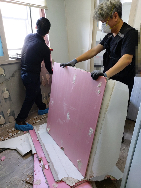 인테리어 시설물 철거